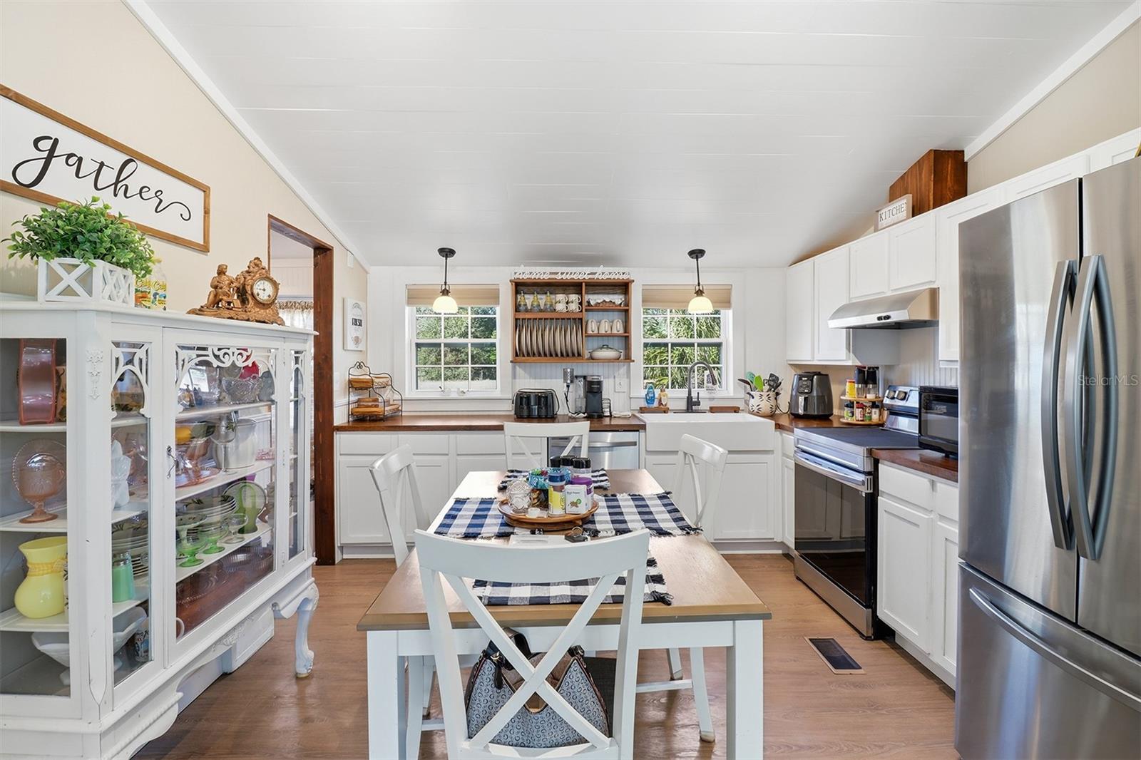 Image 3 of 45 For 9510 Eventide Point