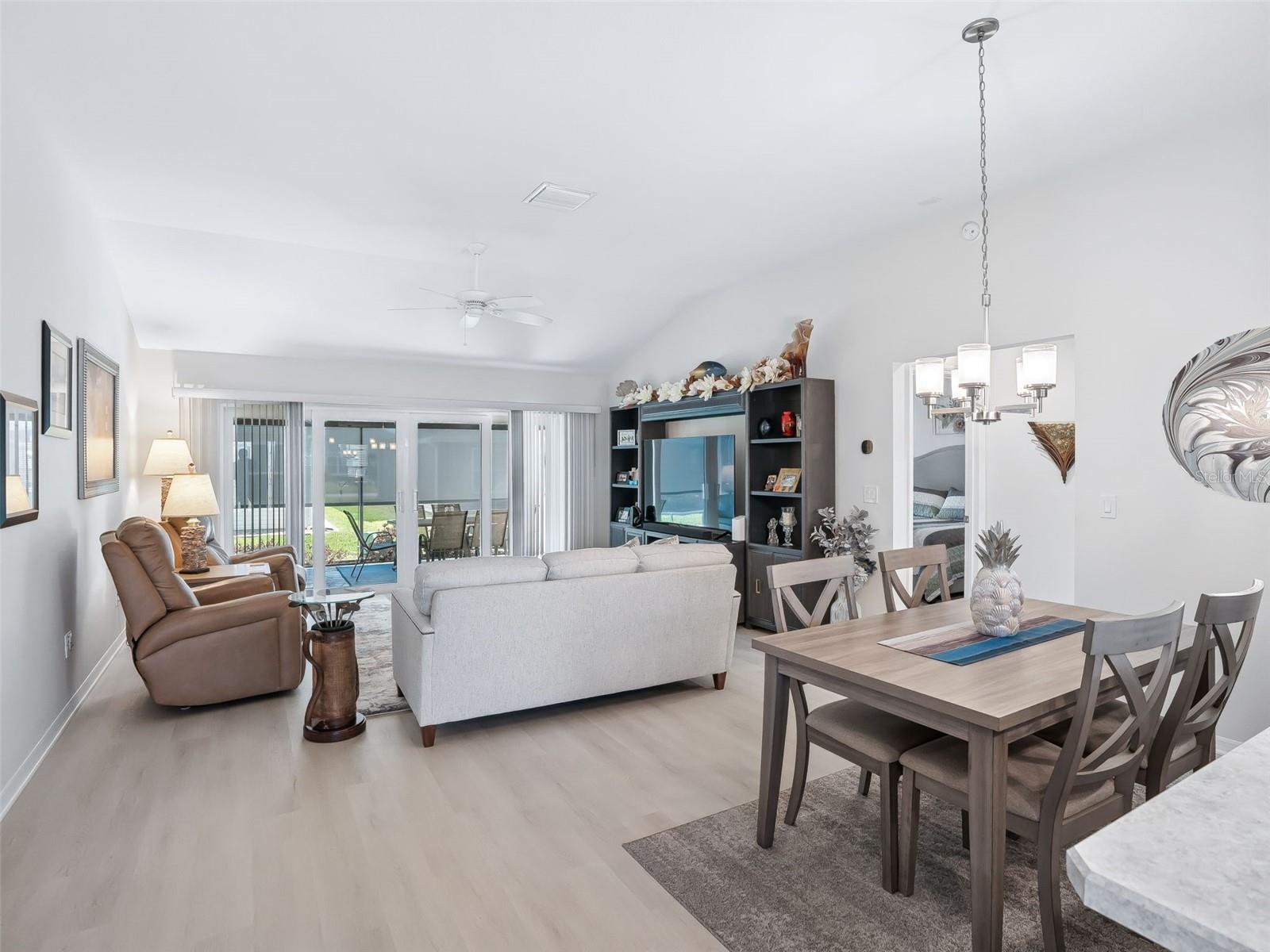 Image 17 of 57 For 4515 Leschak Lane