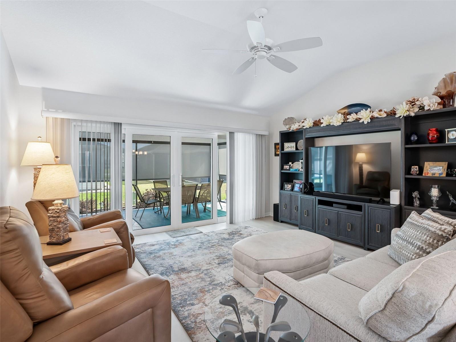 Image 23 of 57 For 4515 Leschak Lane