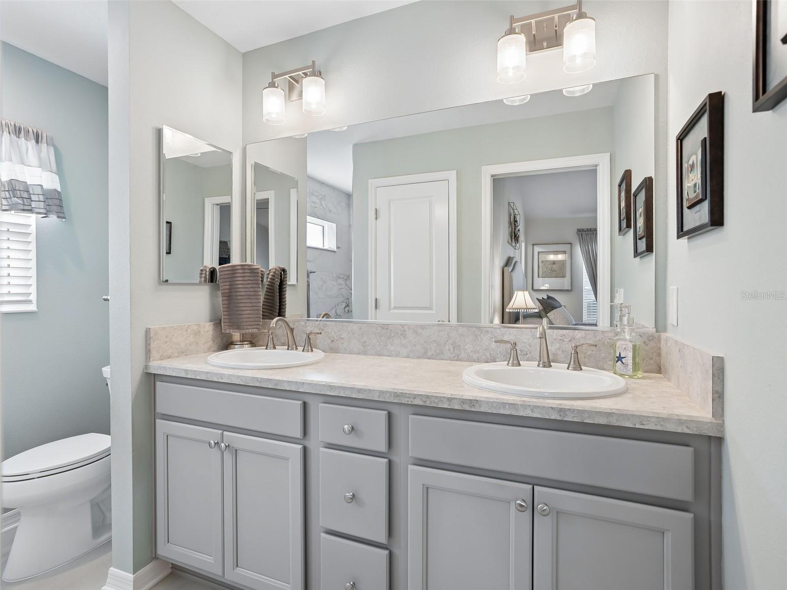 Image 32 of 57 For 4515 Leschak Lane