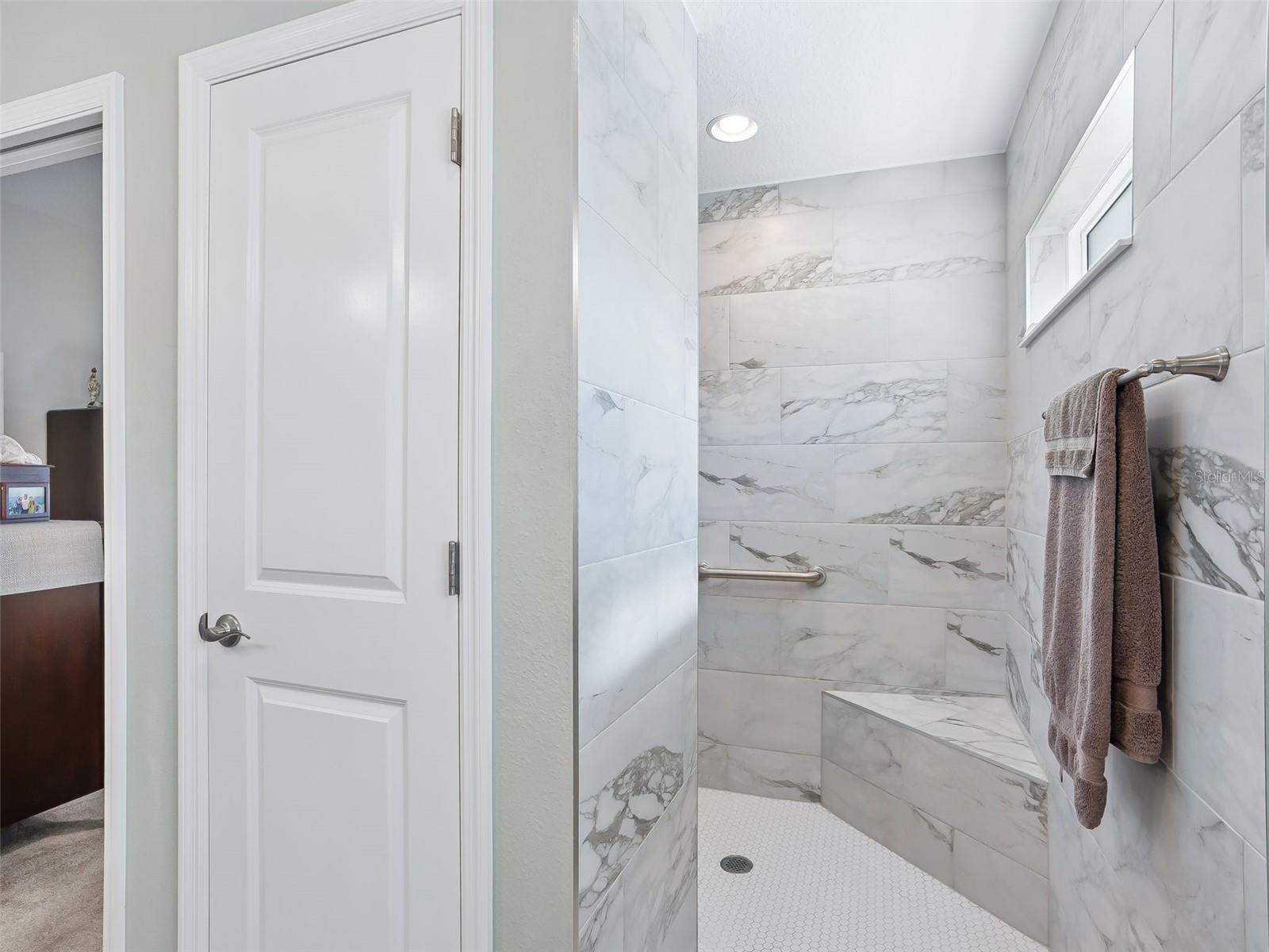 Image 33 of 57 For 4515 Leschak Lane