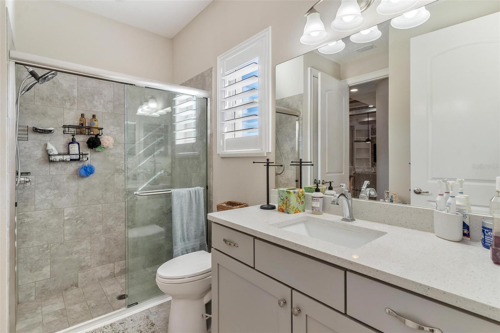 Image 40 of 60 For 39634 Grove Heights