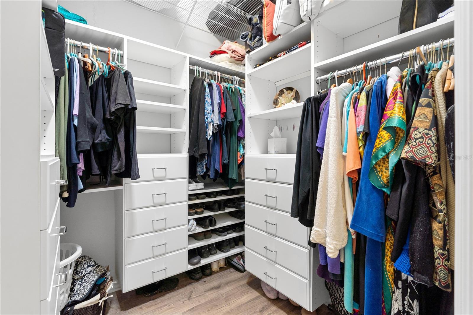 Image 31 of 53 For 5121 Aurora Drive