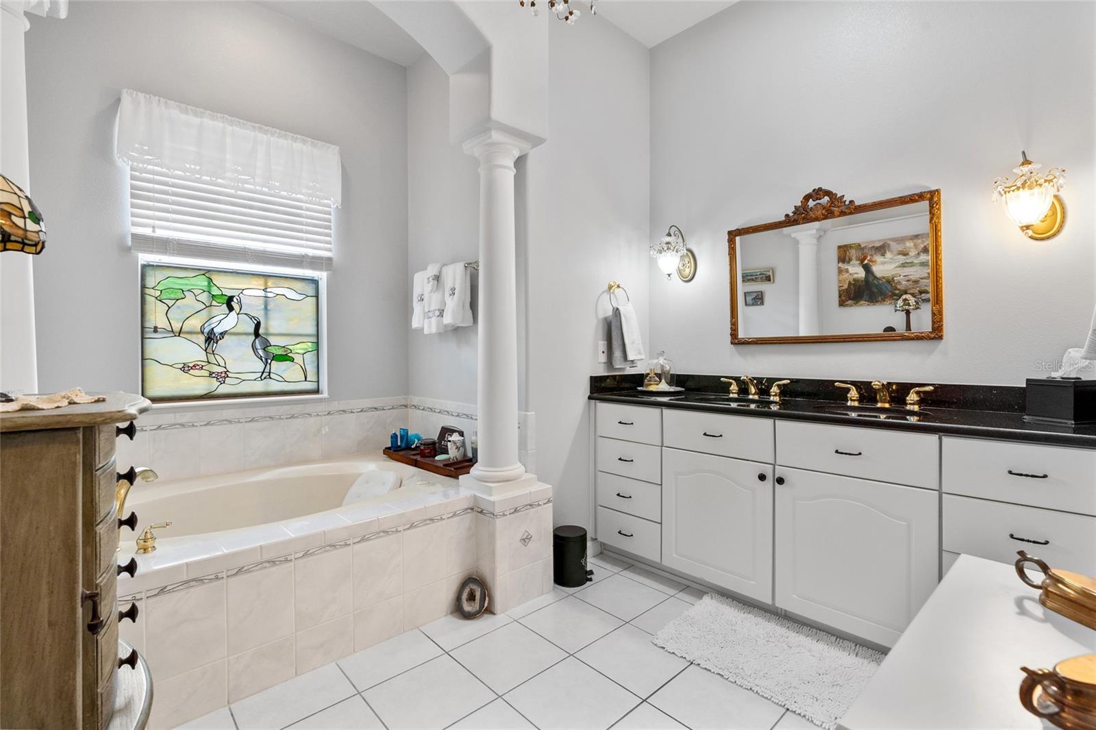 Image 33 of 53 For 5121 Aurora Drive