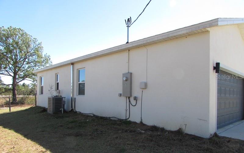 Image 13 of 15 For 10 Fisher Loop