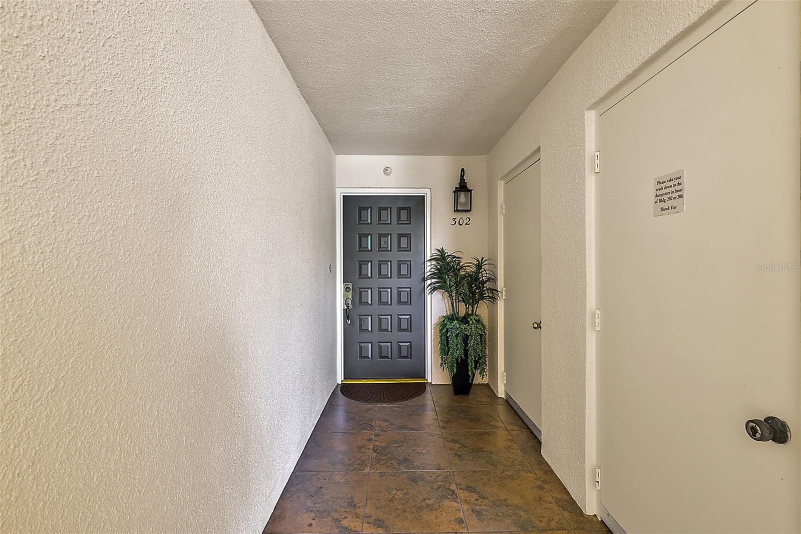 Image 10 of 53 For 206 Quayside Circle 302