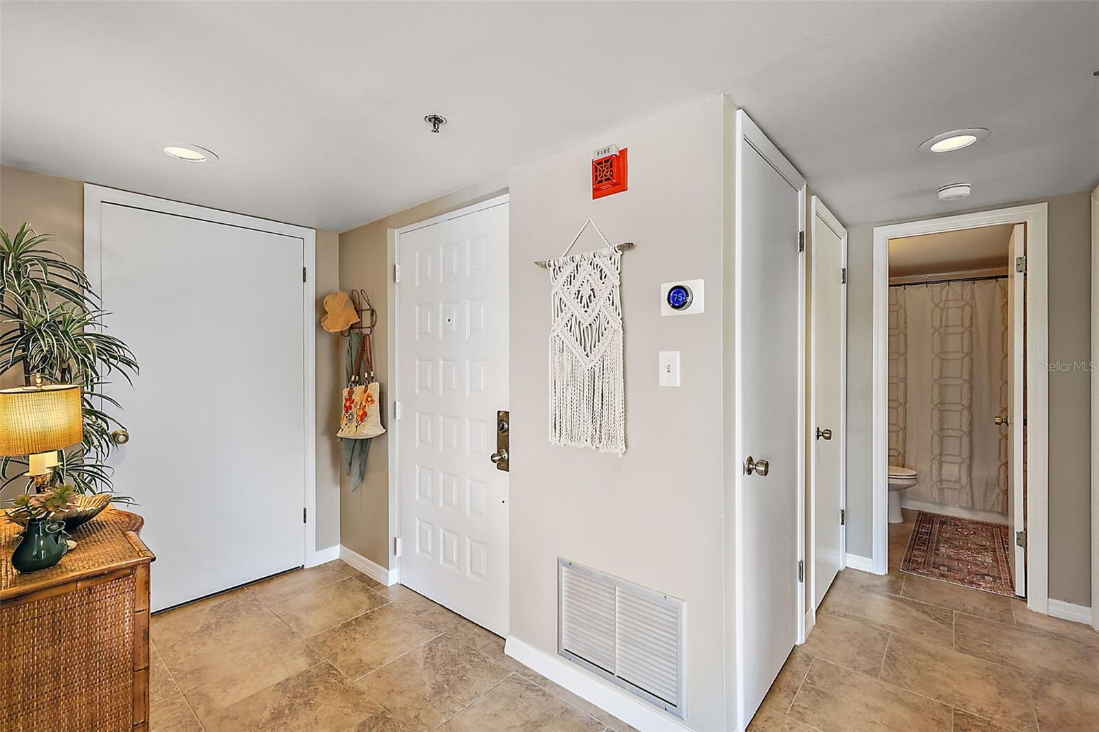 Image 12 of 53 For 206 Quayside Circle 302