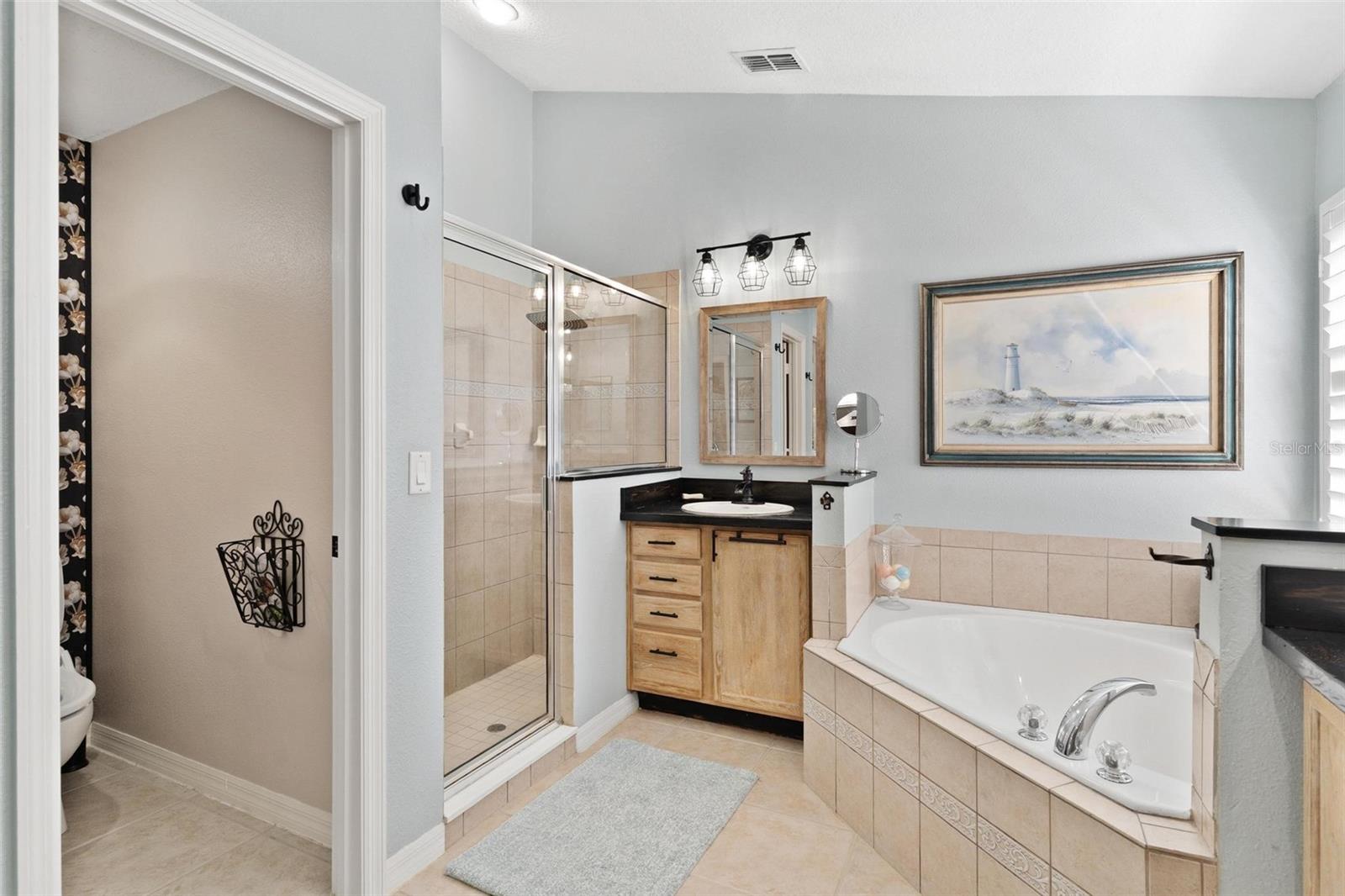 Image 26 of 59 For 3130 Bulkley Place