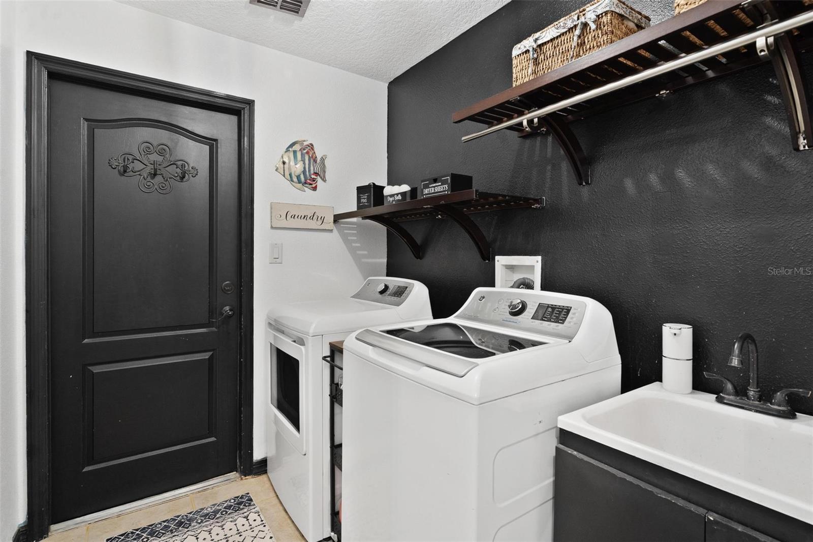 Image 38 of 59 For 3130 Bulkley Place