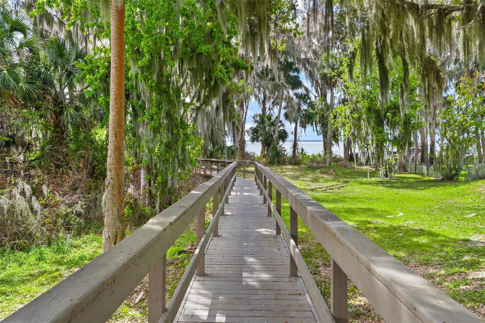 Image 53 of 59 For 3130 Bulkley Place