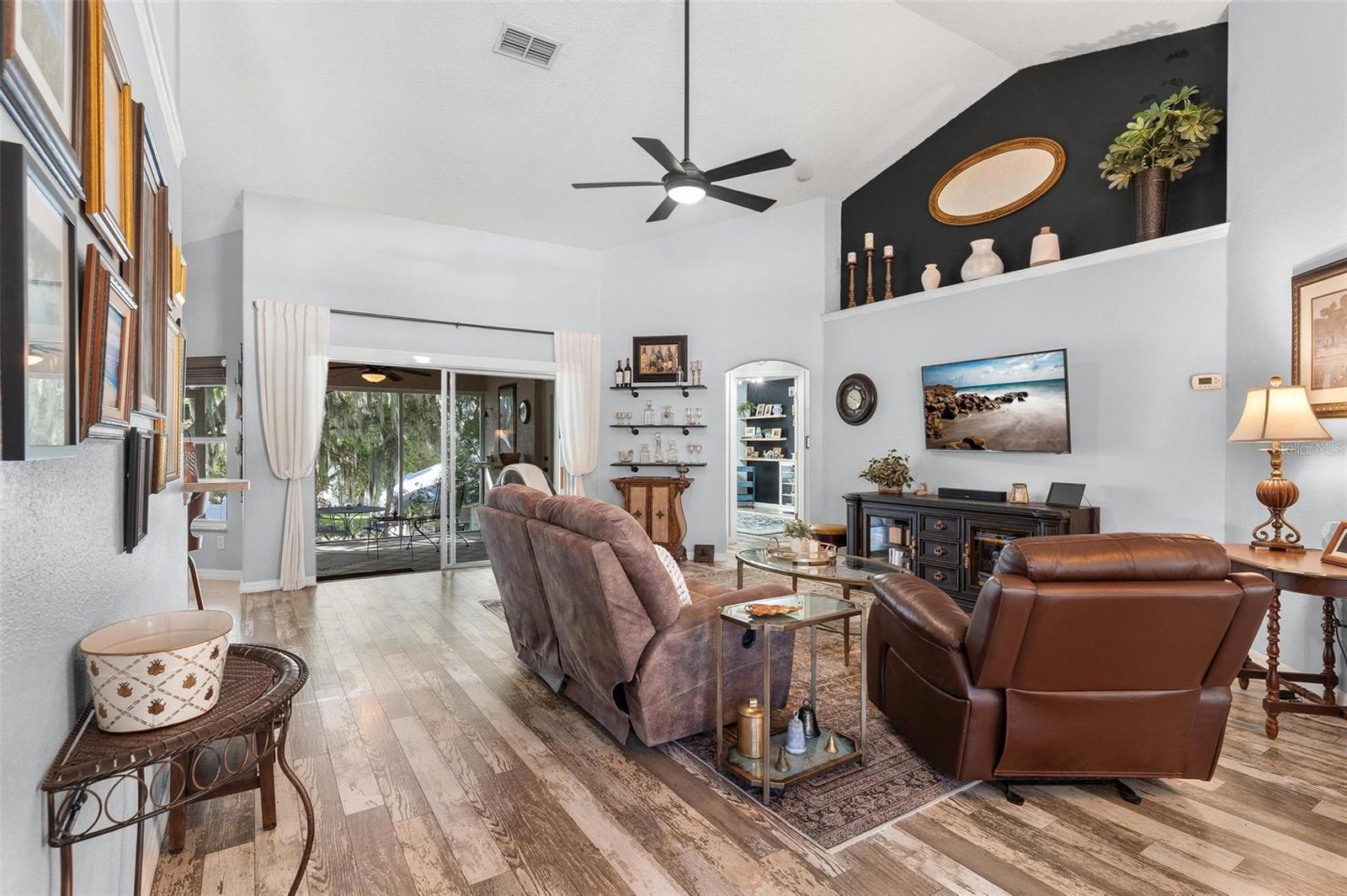 Image 8 of 59 For 3130 Bulkley Place