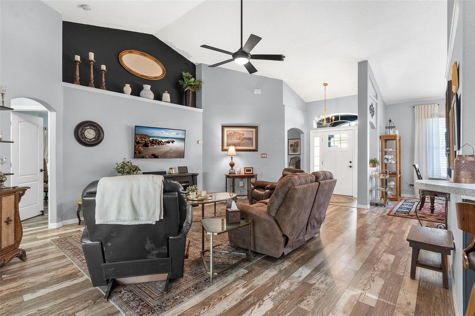 Image 9 of 59 For 3130 Bulkley Place