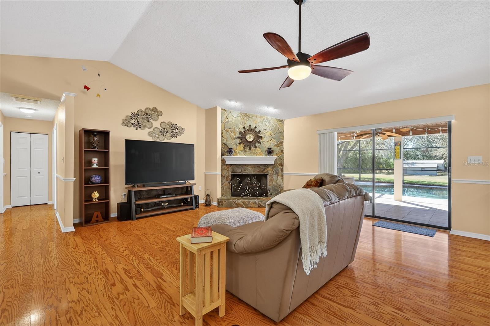 Image 6 of 46 For 32239 Wolf Branch Lane