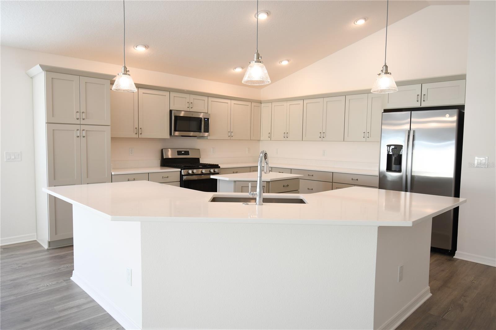 Image 6 of 22 For 1173 Jello Dr