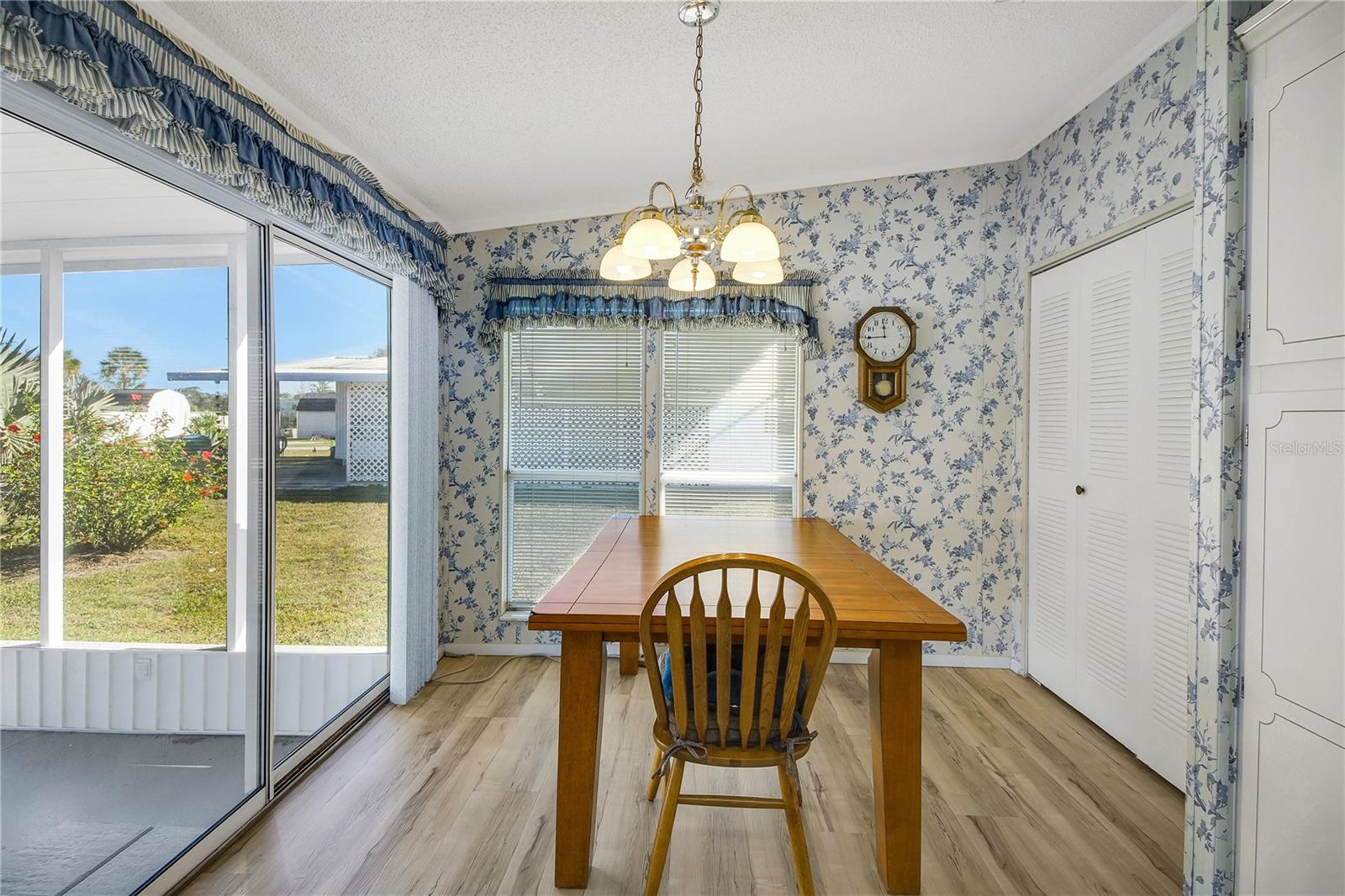 Image 16 of 45 For 5229 Hartford Lane