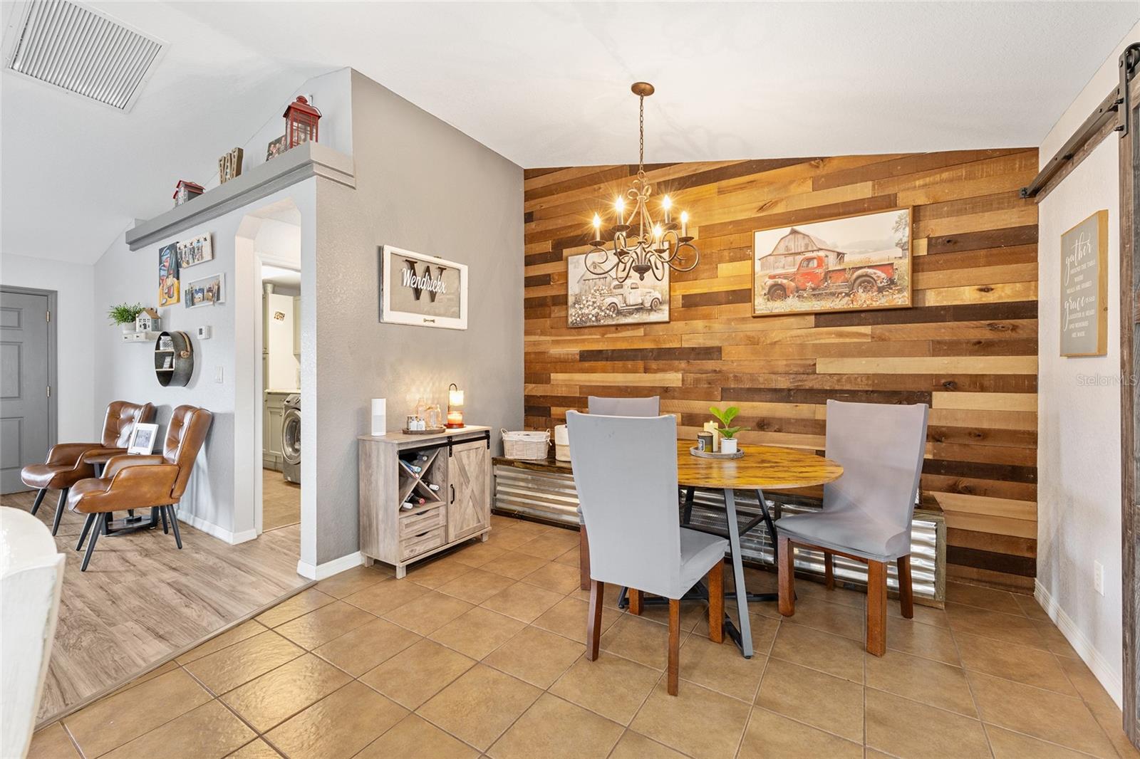 Image 11 of 39 For 10058 125th Street