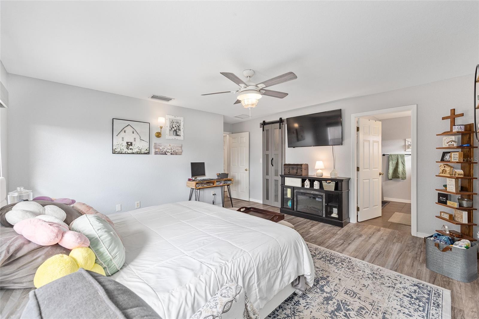 Image 19 of 39 For 10058 125th Street