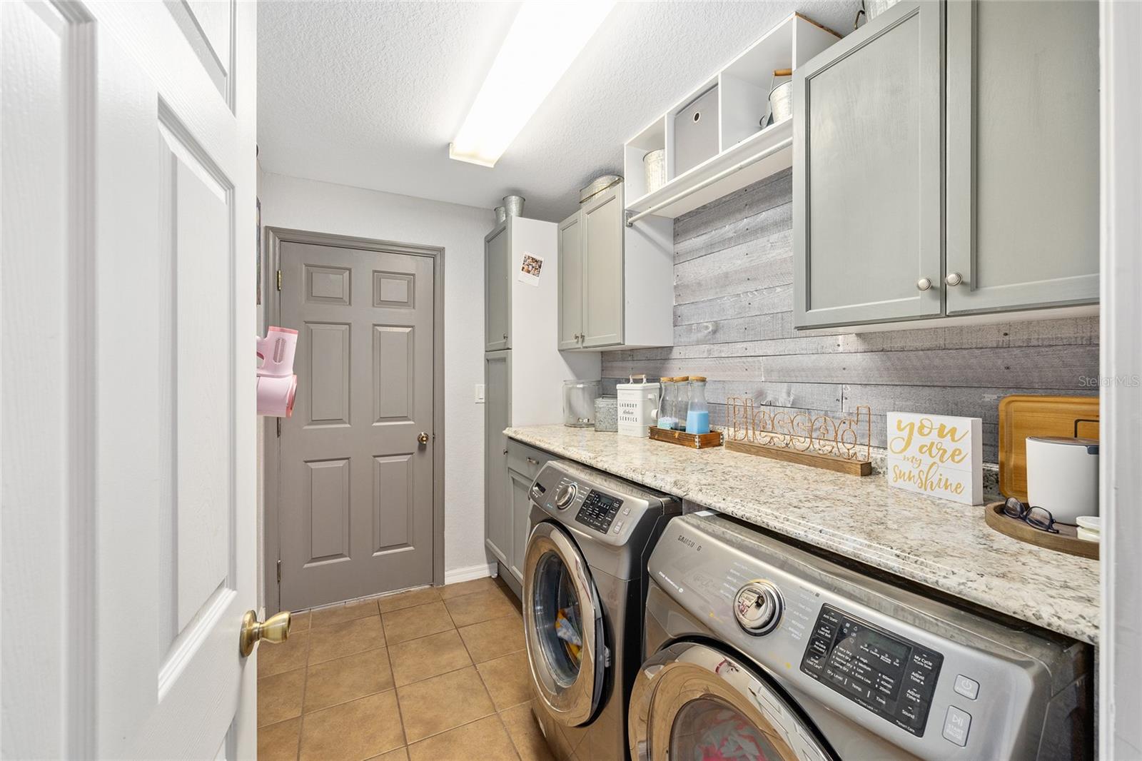 Image 28 of 39 For 10058 125th Street