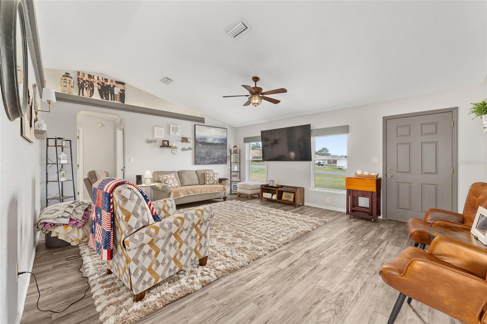 Image 7 of 39 For 10058 125th Street