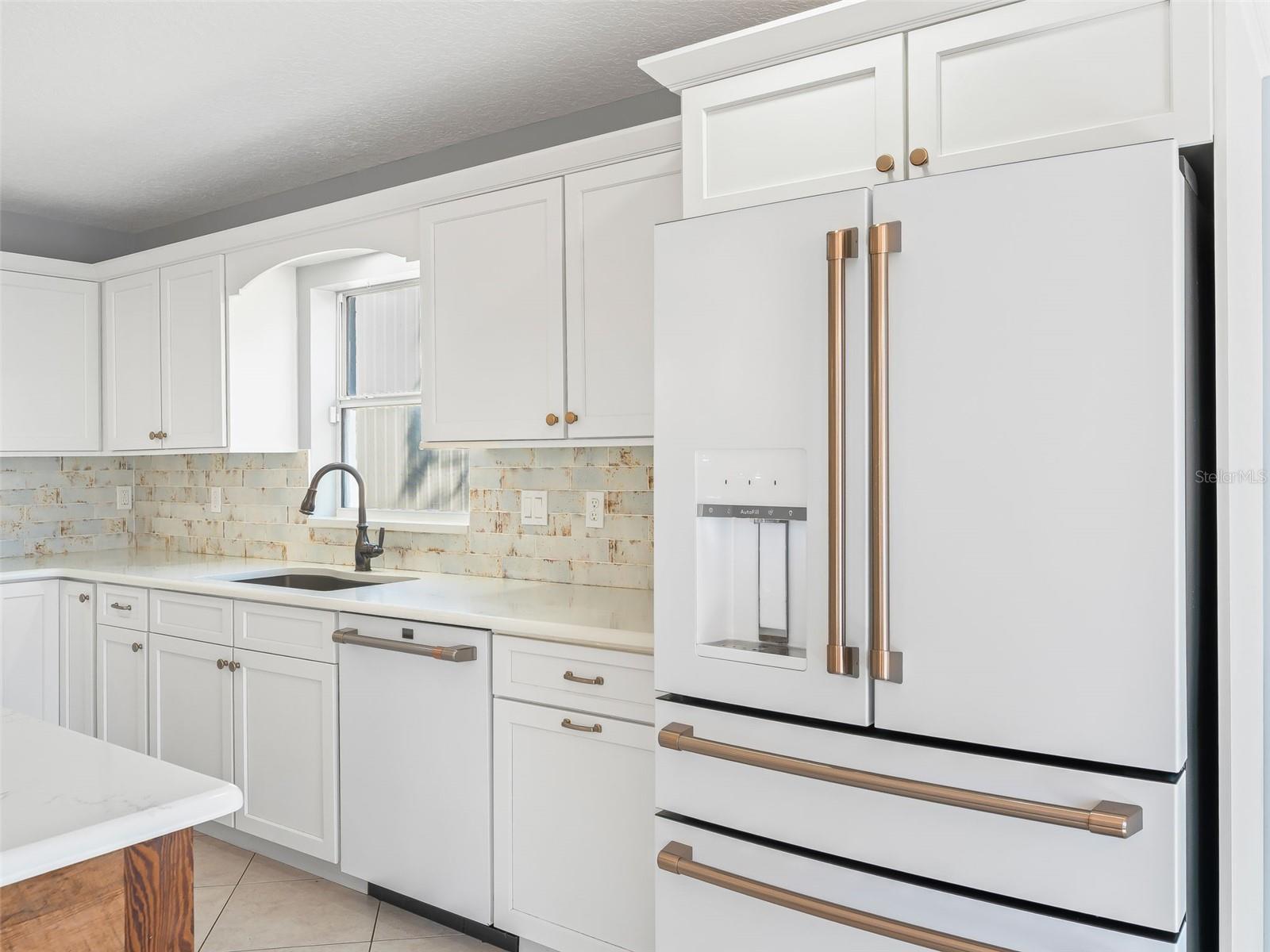 Image 16 of 56 For 3924 Woodpecker Drive