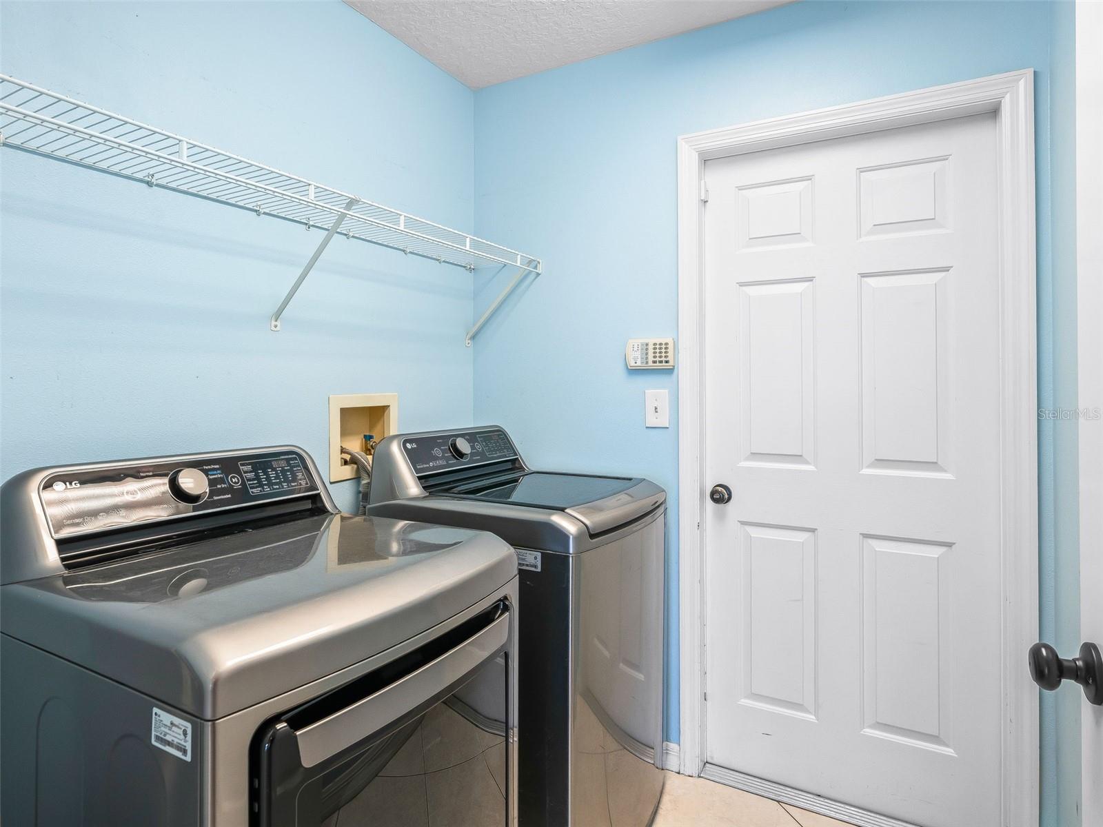 Image 33 of 56 For 3924 Woodpecker Drive