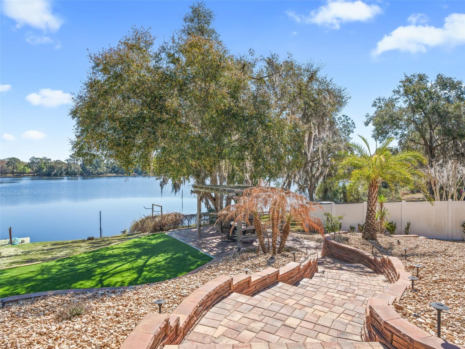 Image 4 of 56 For 3924 Woodpecker Drive