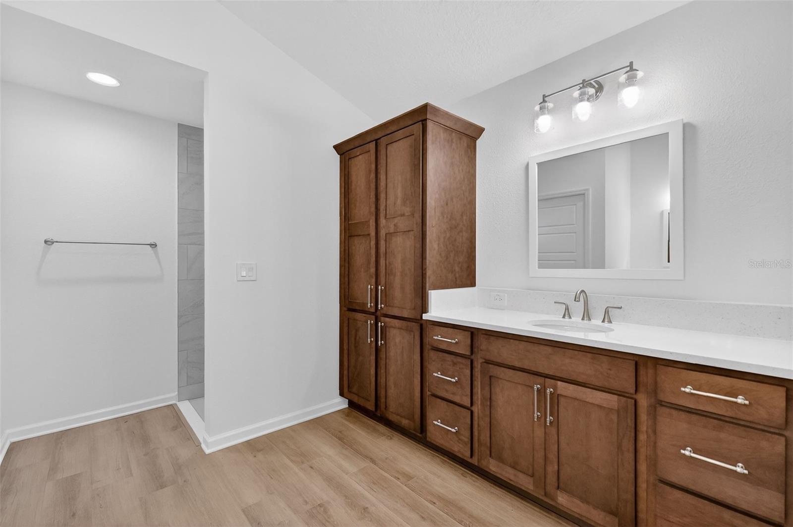 Image 28 of 62 For 6672 Garner Path