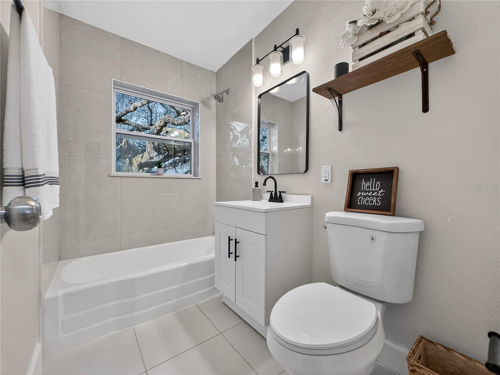 Image 13 of 28 For 1450 Park Avenue