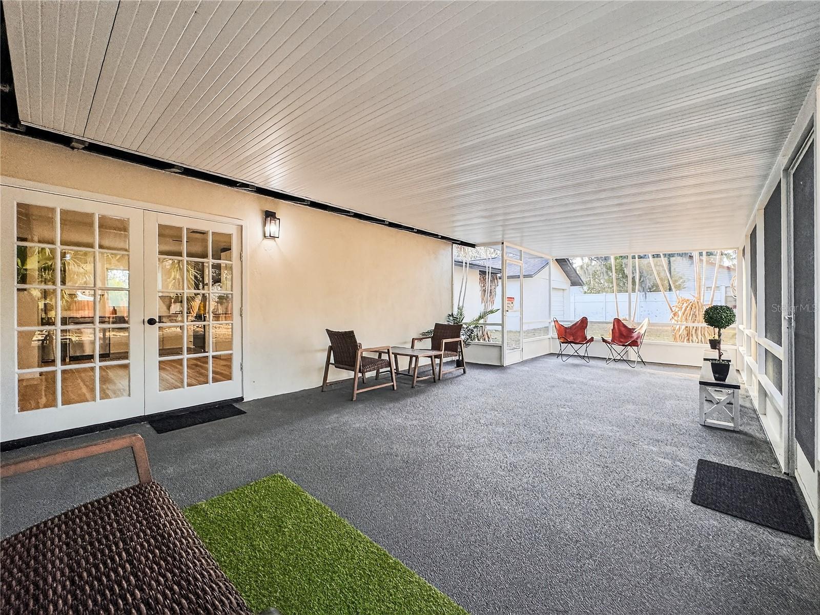 Image 16 of 28 For 1450 Park Avenue