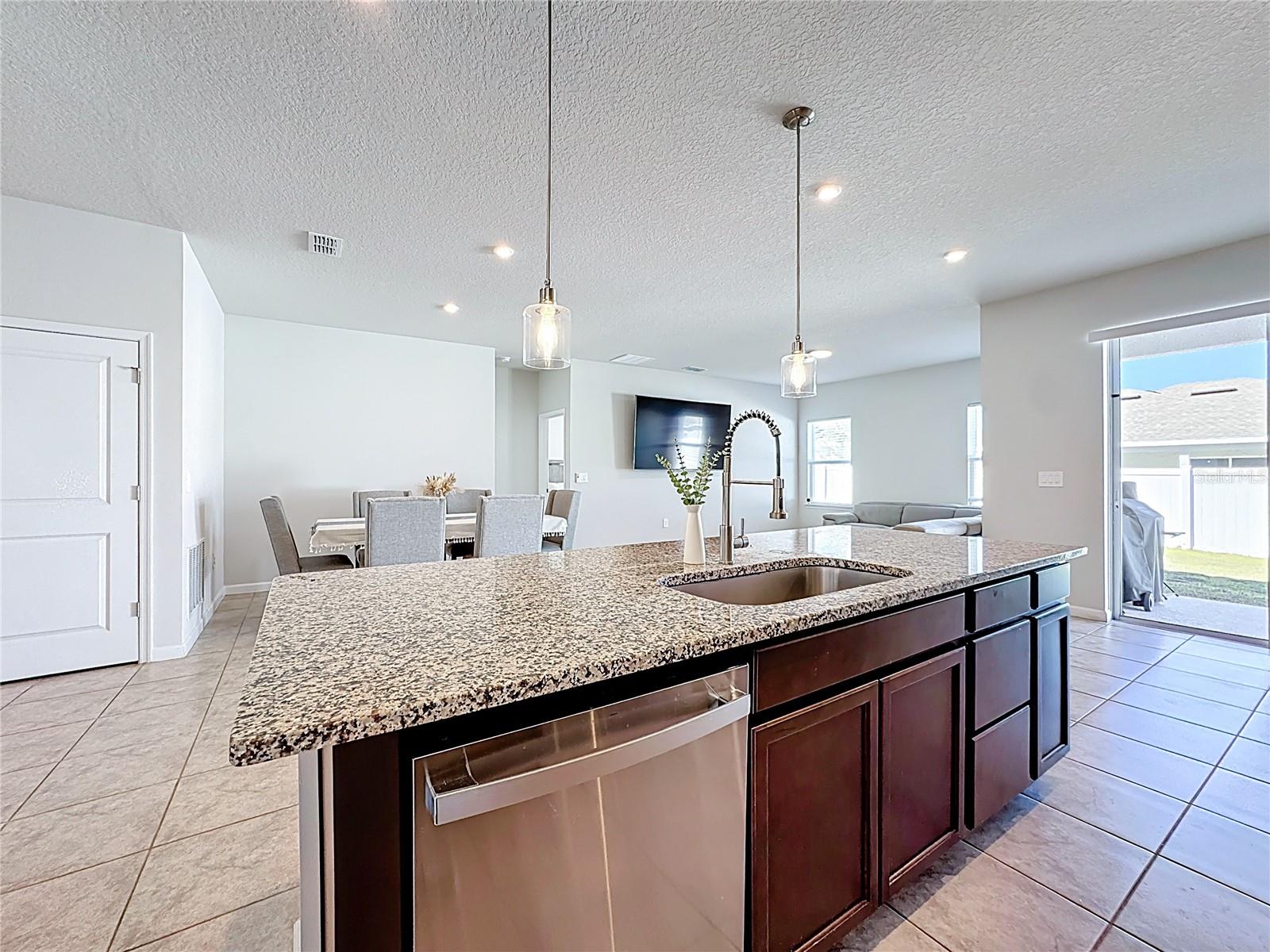 Image 10 of 56 For 535 Rominger Loop