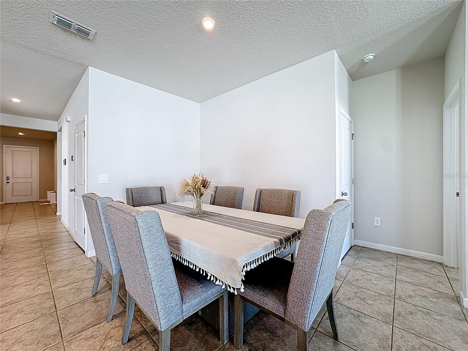 Image 14 of 56 For 535 Rominger Loop