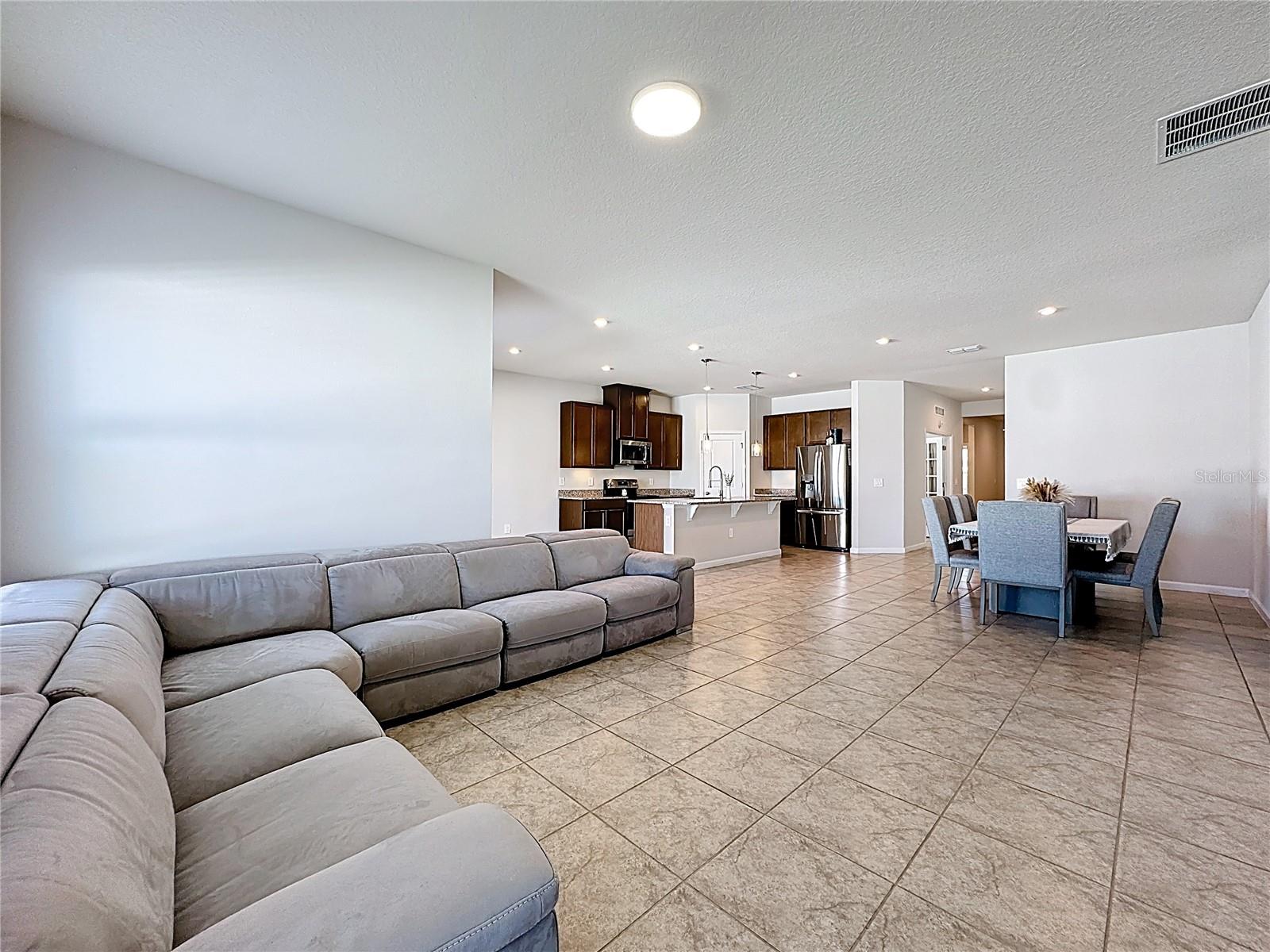 Image 18 of 56 For 535 Rominger Loop