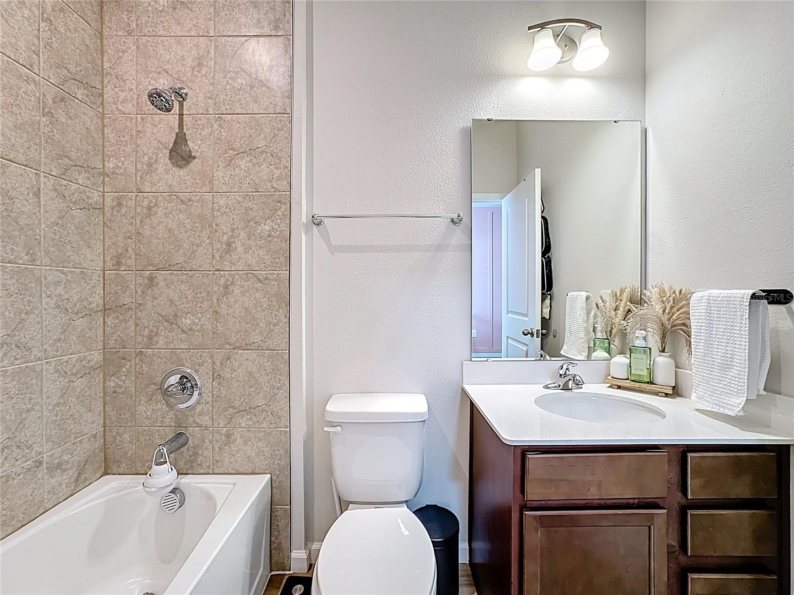 Image 27 of 56 For 535 Rominger Loop