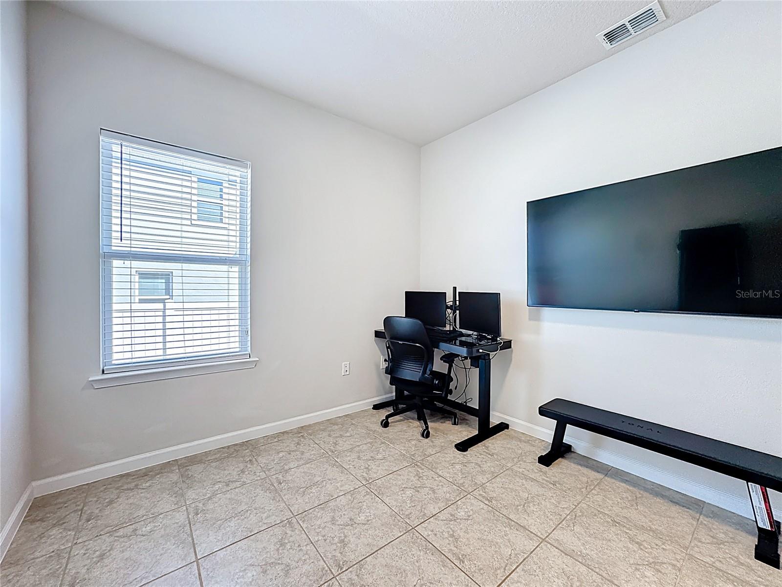 Image 30 of 56 For 535 Rominger Loop