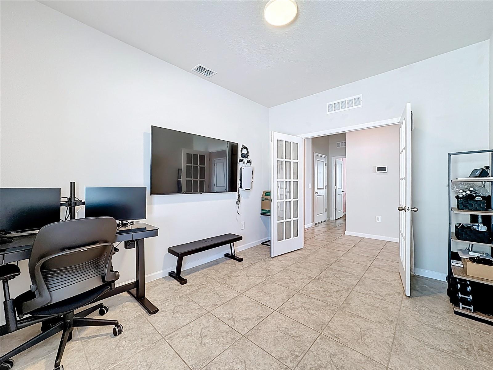 Image 31 of 56 For 535 Rominger Loop