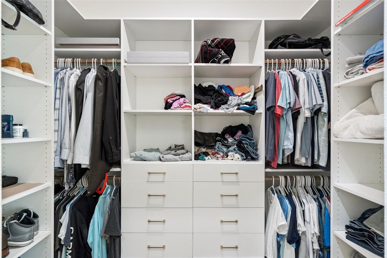 Image 25 of 62 For 10839 Lakeshore Drive