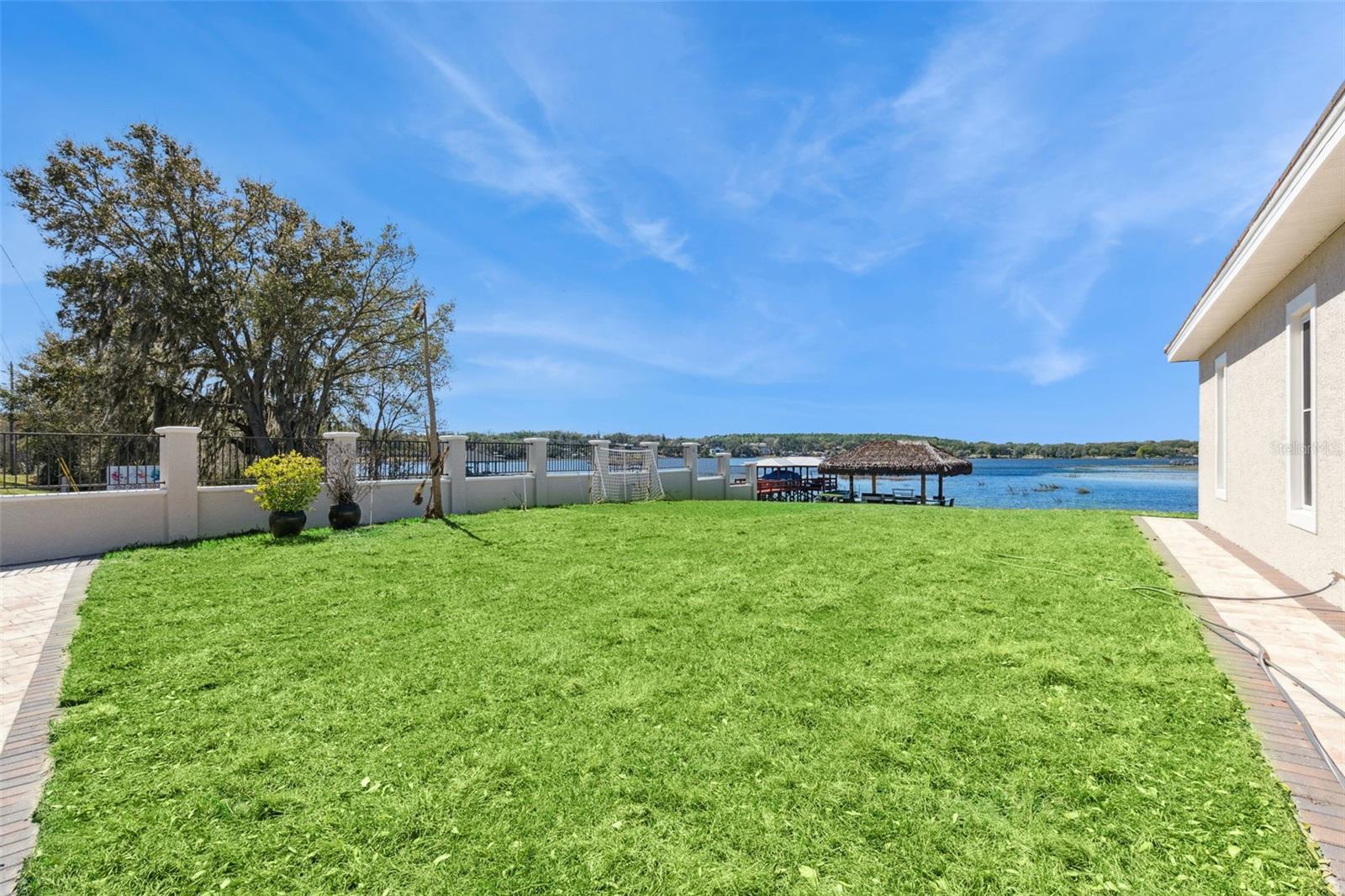 Image 49 of 62 For 10839 Lakeshore Drive