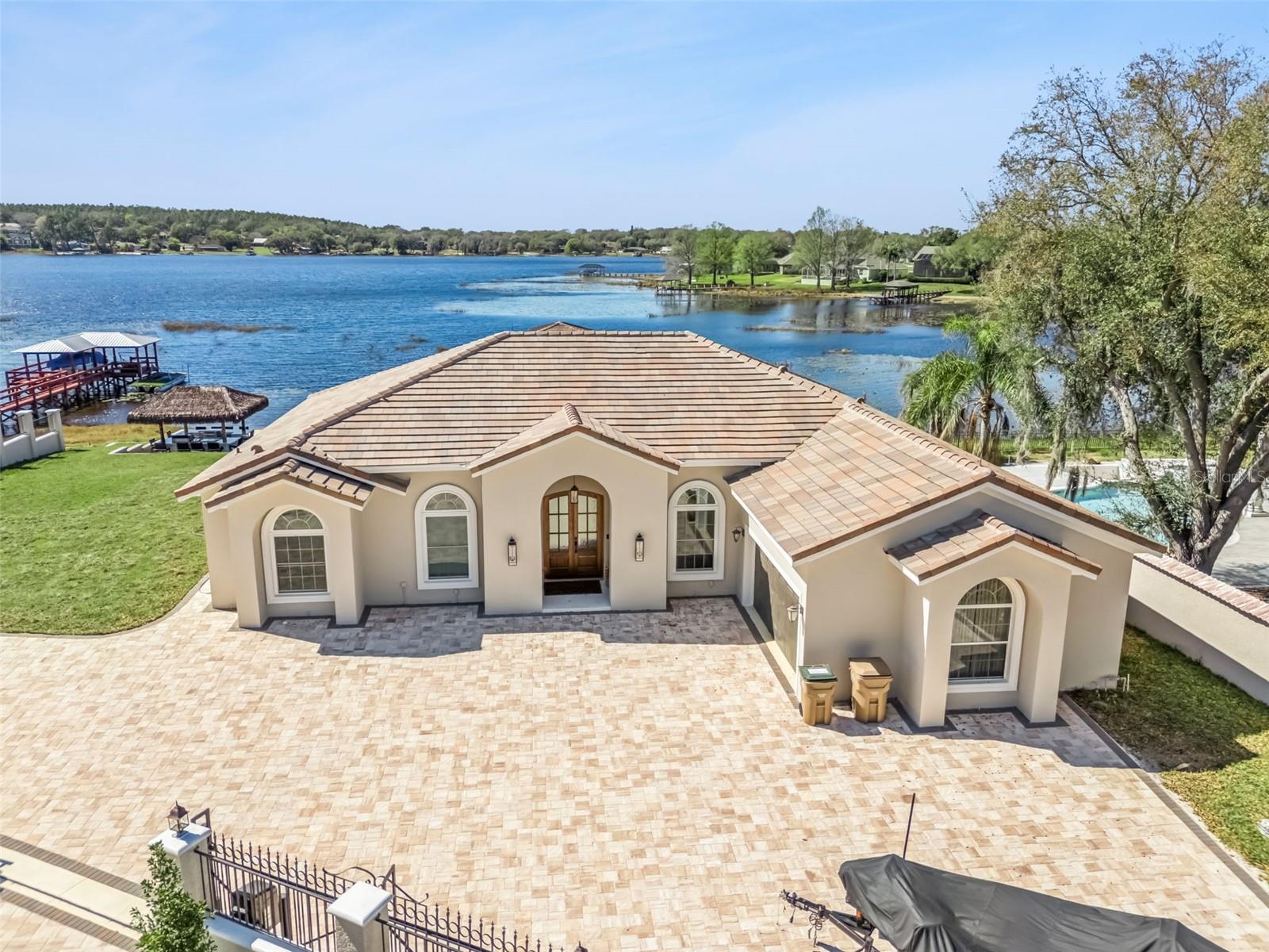 Image 52 of 62 For 10839 Lakeshore Drive