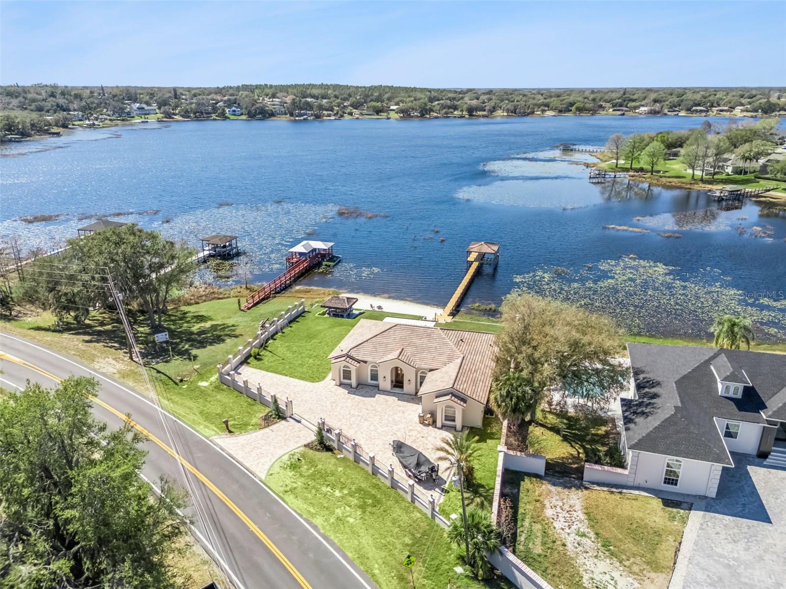 Image 53 of 62 For 10839 Lakeshore Drive