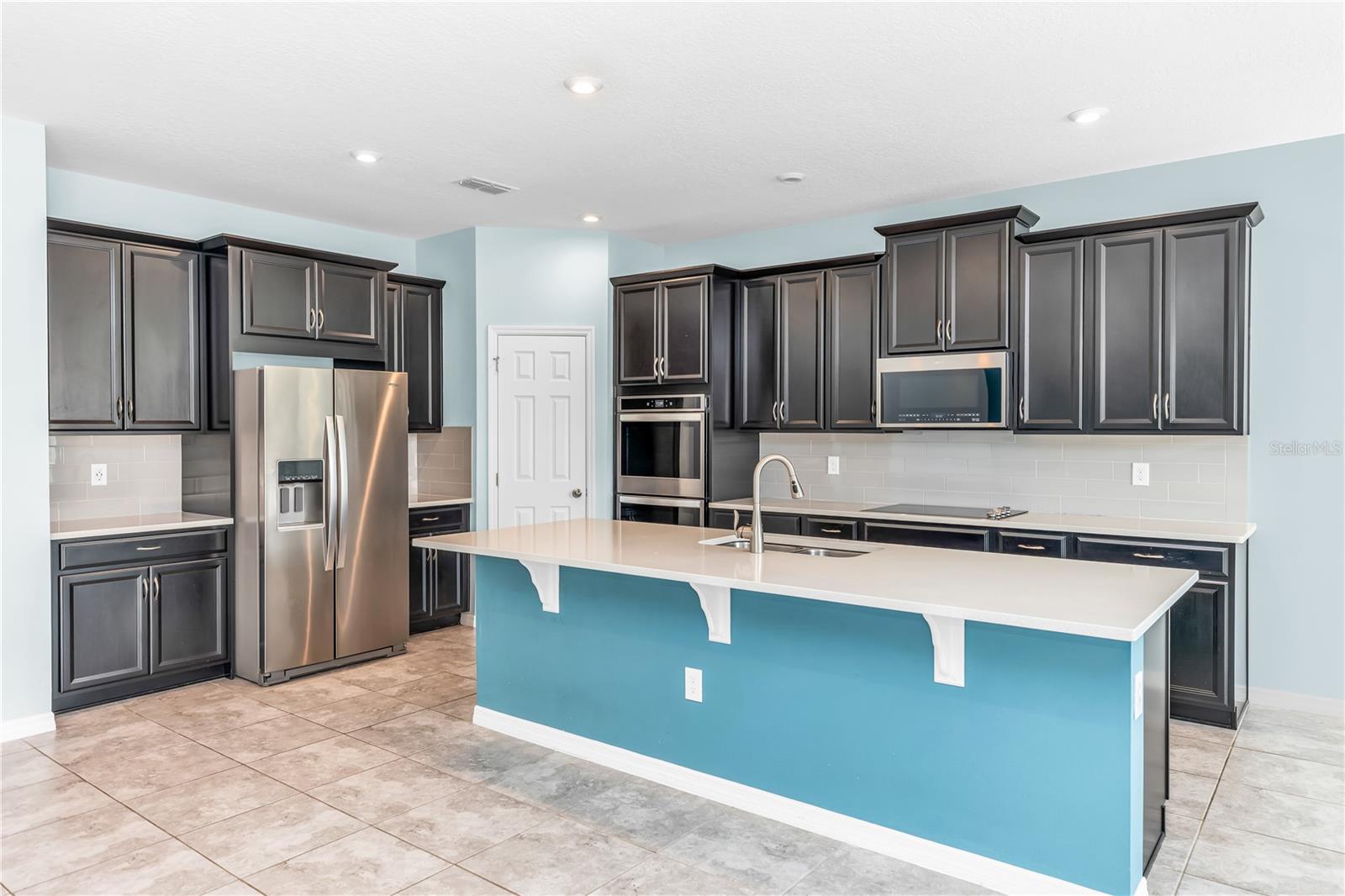 Image 2 of 70 For 3427 Stonegate Drive