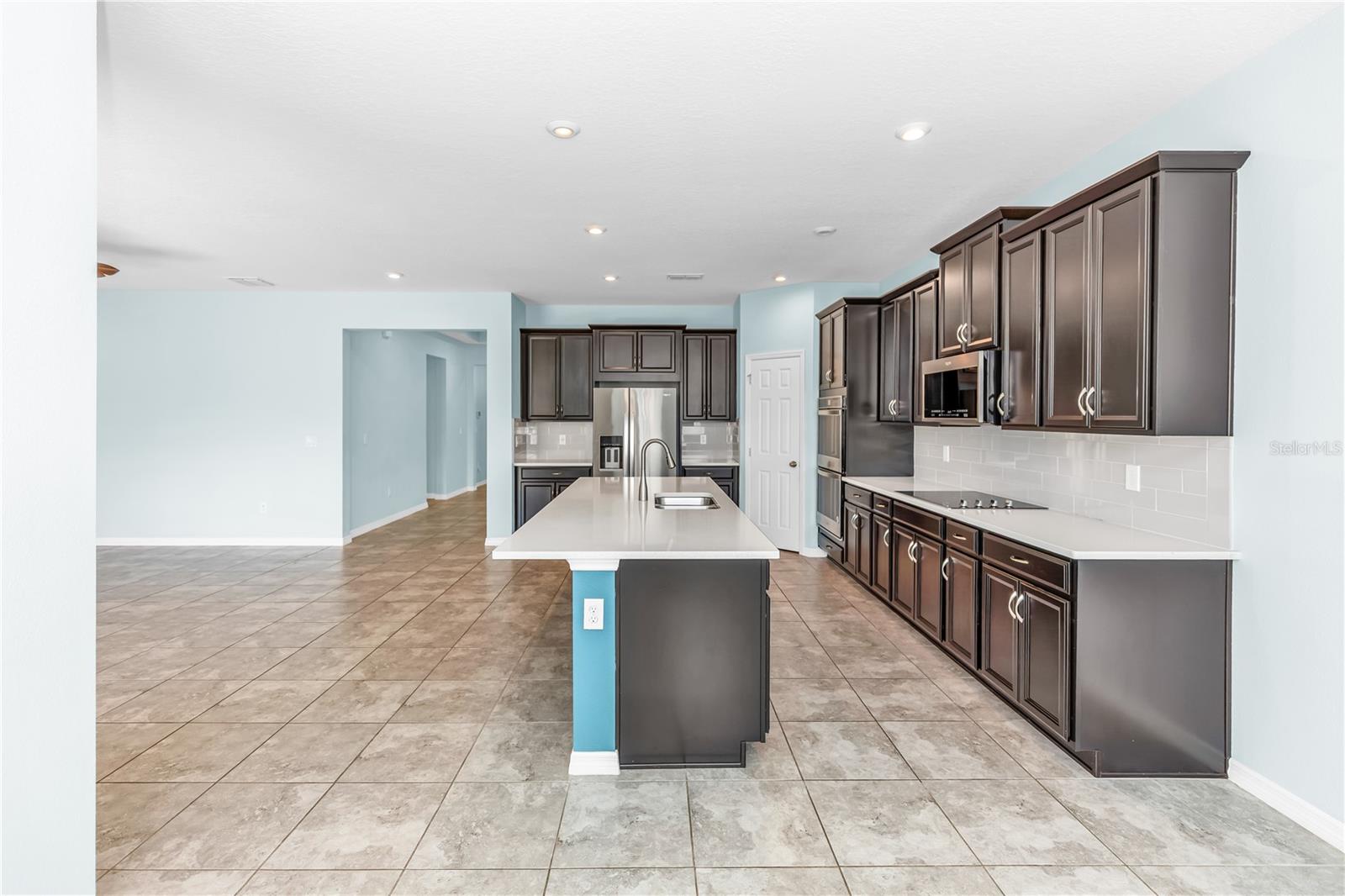 Image 4 of 70 For 3427 Stonegate Drive