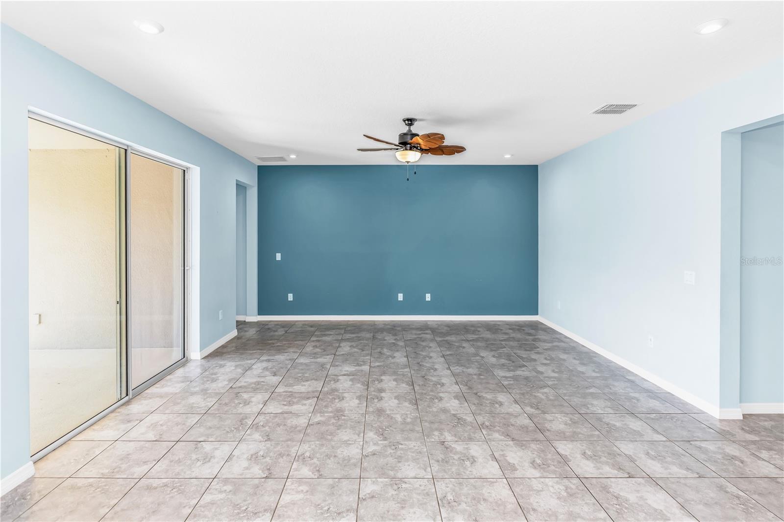 Image 8 of 70 For 3427 Stonegate Drive