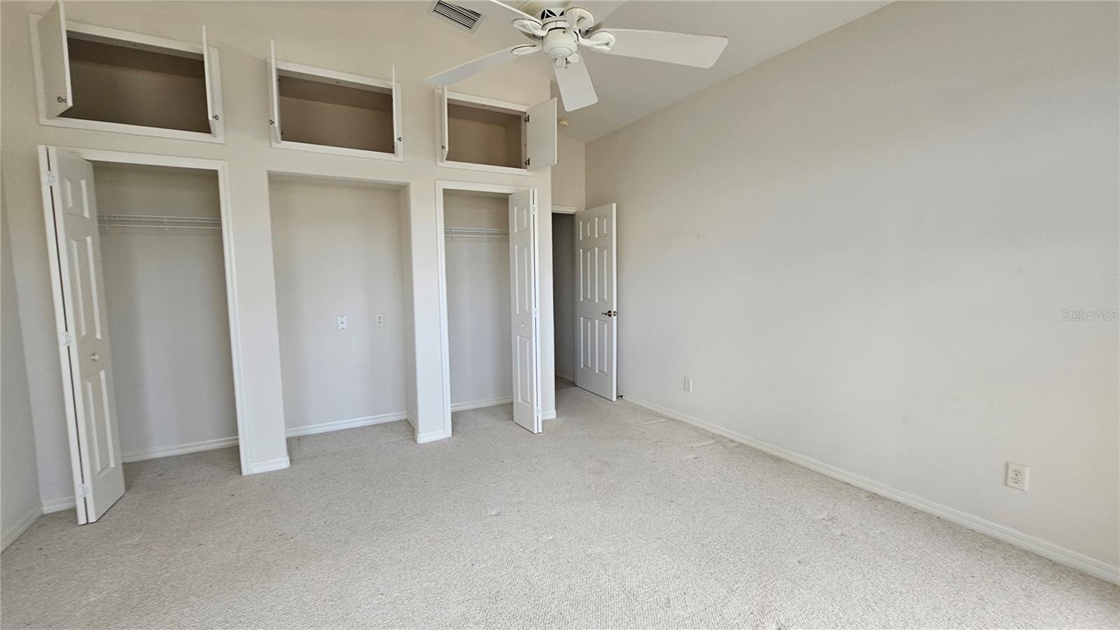 Image 20 of 28 For 21516 Castle View Court