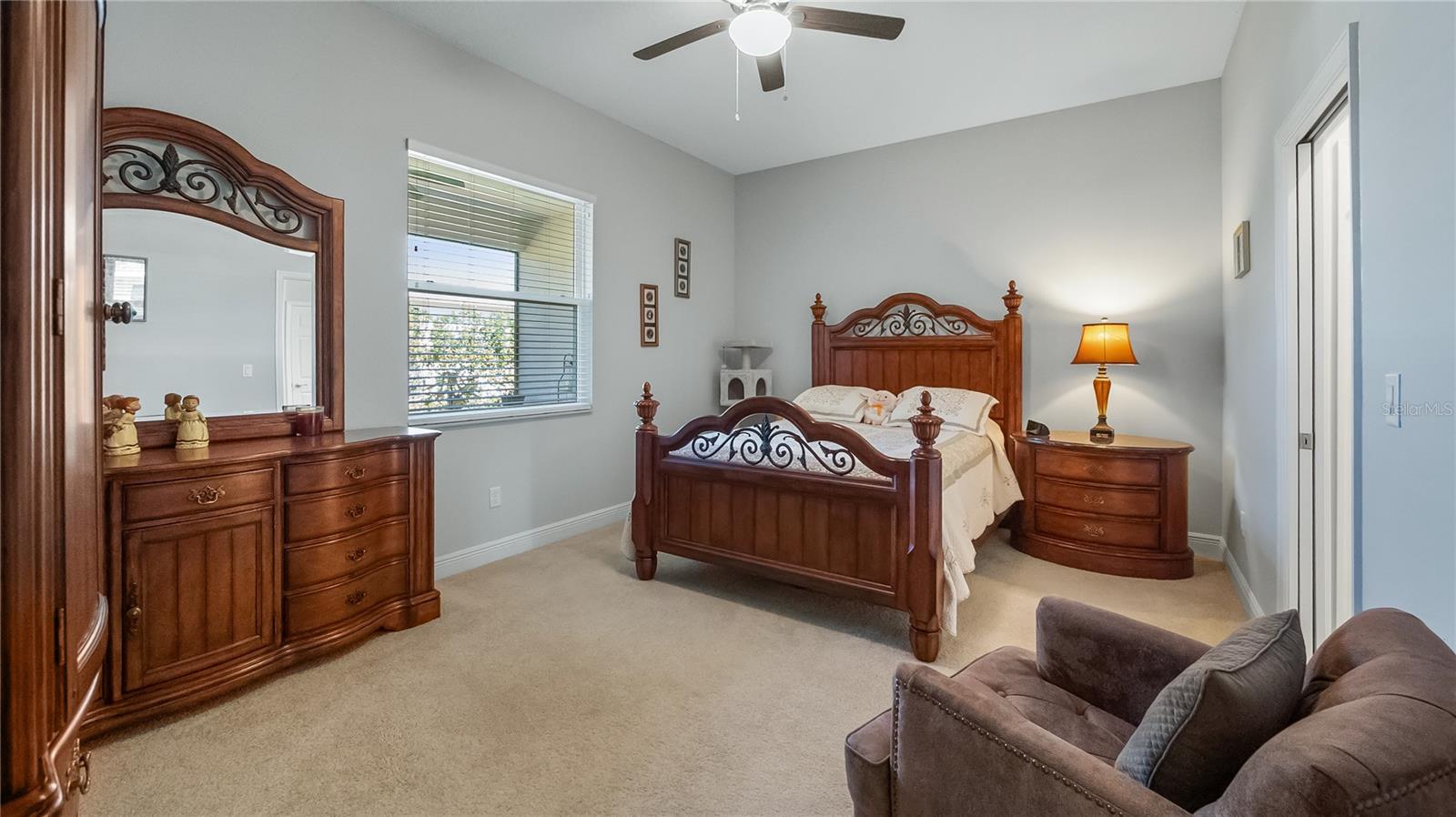 Image 16 of 39 For 2003 Winnipeg Way