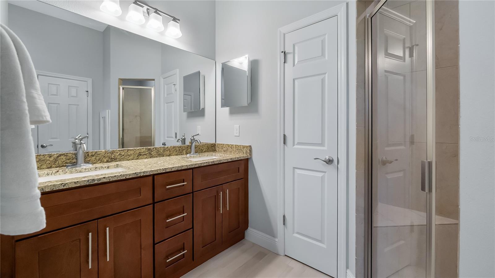 Image 19 of 39 For 2003 Winnipeg Way