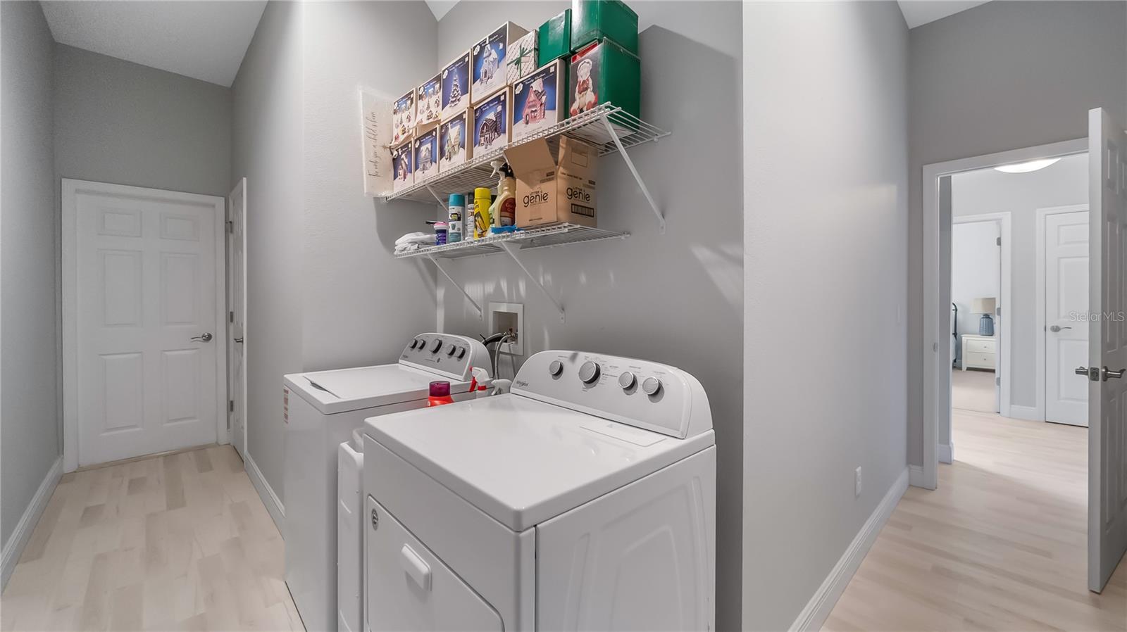 Image 24 of 39 For 2003 Winnipeg Way