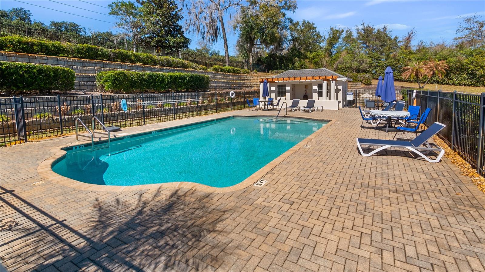 Image 30 of 39 For 2003 Winnipeg Way