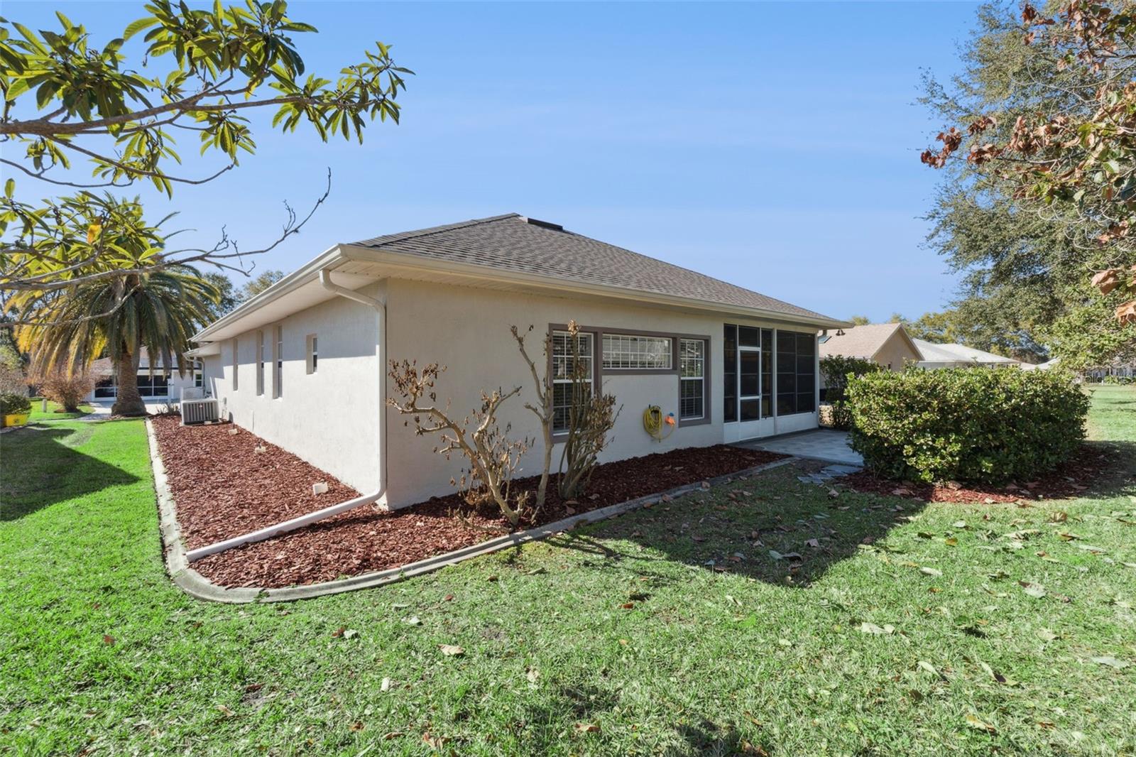 Image 10 of 93 For 26842 Forest Hills Street