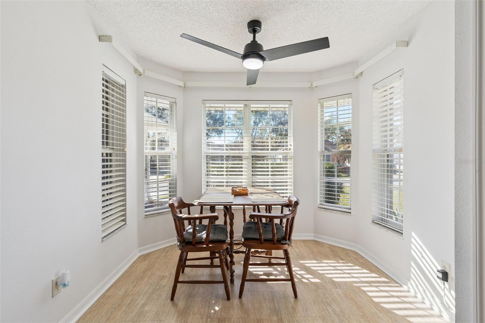 Image 15 of 93 For 26842 Forest Hills Street