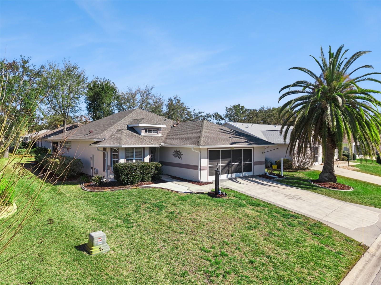 Image 2 of 93 For 26842 Forest Hills Street